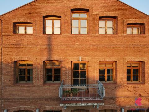 Tobacco Warehouse at 8 Parnassus Street