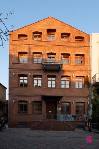 Tobacco Warehouse at 8 Parnassus Street